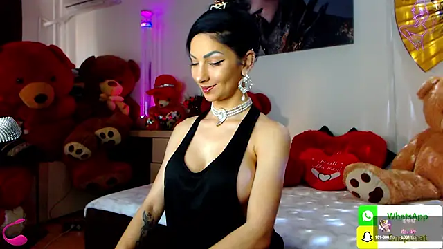 Snapshot of EvelynAisha chatting on March 2025 03:13:02 PM EvelynAisha online show from March 2025 03:13:02 PM