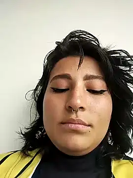 Pauilina online show from December 2024 08:18:01 PM