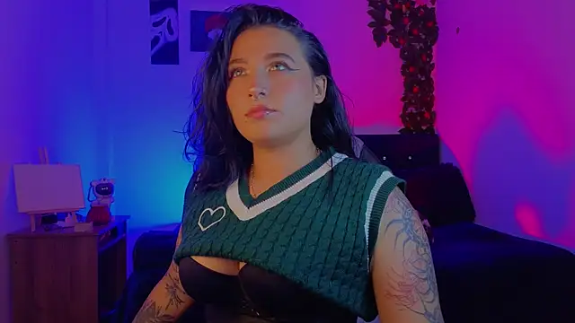 Pauilina online show from March 2026 08:37:01 PM