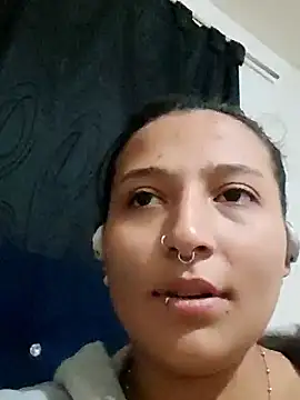 Pauilina online show from July 2026 10:05:01 PM
