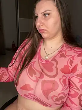 KarinaCelinne online show from November 2025 02:39:02 PM