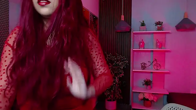 Snapshot of Dalila_Sky chatting on January 2025 06:56:01 PM Dalila Sky online show from January 2025 06:56:01 PM