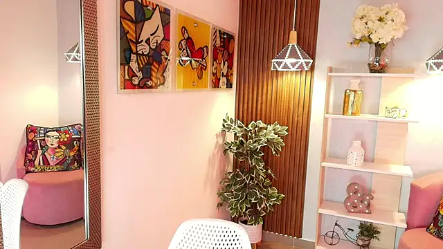 Snapshot of Dalila_Sky chatting on October 2025 06:08:02 PM Dalila Sky online show from October 2025 06:08:02 PM