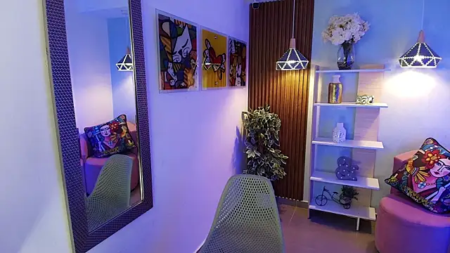 Snapshot of Dalila_Sky chatting on November 2025 06:07:02 PM Dalila Sky online show from November 2025 06:07:02 PM