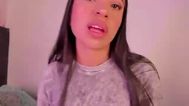 Mereo leona online show from December 2025 03:22:02 AM