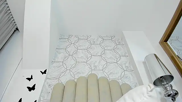 Snapshot of Foxy200__ chatting on December 2024 12:07:02 AM Foxy200 online show from December 2024 12:07:02 AM