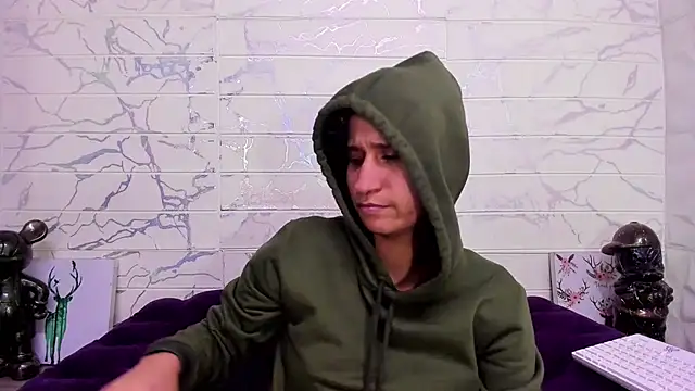 Snapshot of Im_Milan_Rs chatting on February 2025 03:27:01 AM Im Milan Rs online show from February 2025 03:27:01 AM