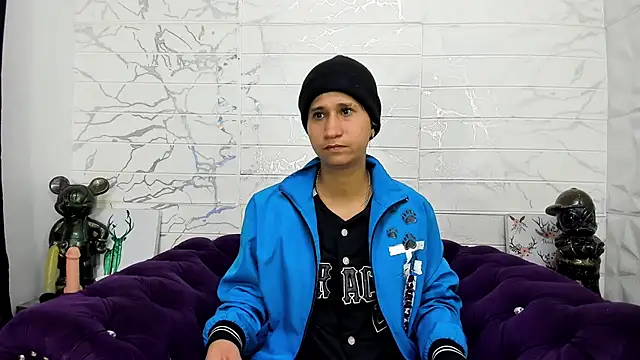 Snapshot of Im_Milan_Rs chatting on February 2025 09:56:02 AM Im Milan Rs online show from February 2025 09:56:02 AM