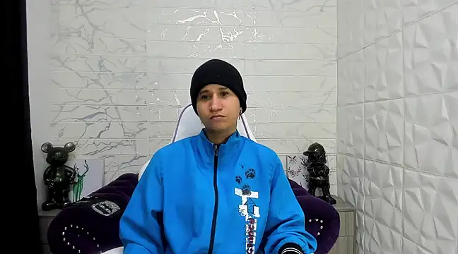 Snapshot of Im_Milan_Rs chatting on February 2025 12:28:01 AM Im Milan Rs online show from February 2025 12:28:01 AM