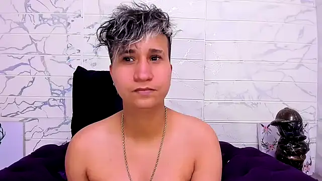 Snapshot of Im_Milan_Rs chatting on February 2025 06:23:01 AM Im Milan Rs online show from February 2025 06:23:01 AM