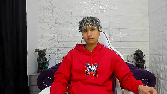 Snapshot of Im_Milan_Rs chatting on February 2025 12:43:01 AM Im Milan Rs online show from February 2025 12:43:01 AM