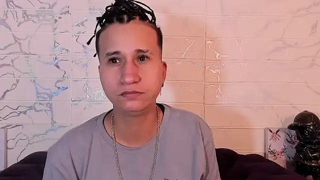 Snapshot of Im_Milan_Rs chatting on February 2025 06:39:01 AM Im Milan Rs online show from February 2025 06:39:01 AM