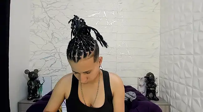 Snapshot of Im_Milan_Rs chatting on February 2025 12:16:01 AM Im Milan Rs online show from February 2025 12:16:01 AM