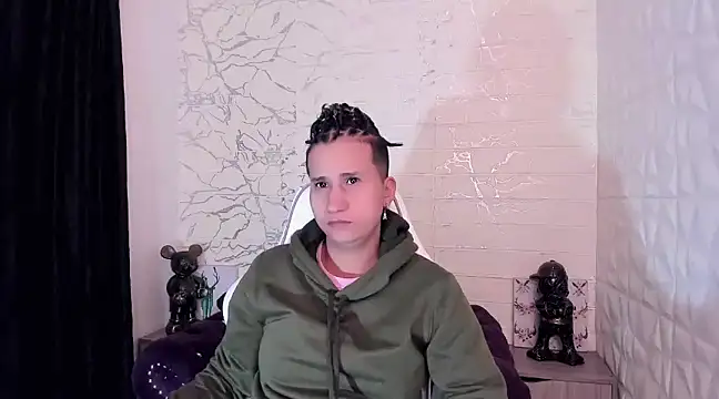 Snapshot of Im_Milan_Rs chatting on March 2025 06:59:02 AM Im Milan Rs online show from March 2025 06:59:02 AM