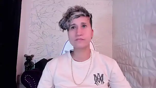 Snapshot of Im_Milan_Rs chatting on March 2025 09:24:02 AM Im Milan Rs online show from March 2025 09:24:02 AM