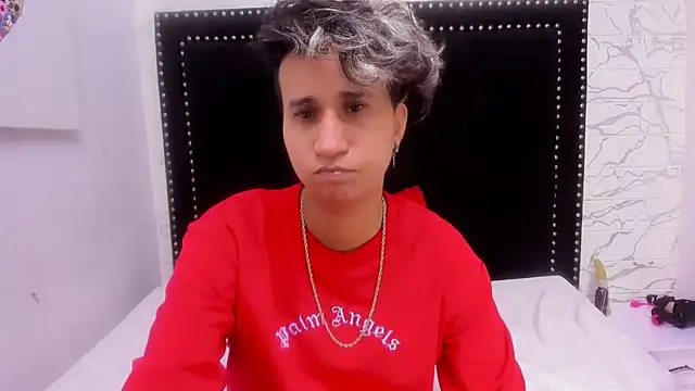 Snapshot of Im_Milan_Rs chatting on March 2025 04:41:01 AM Im Milan Rs online show from March 2025 04:41:01 AM