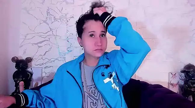 Snapshot of Im_Milan_Rs chatting on March 2025 06:46:02 AM Im Milan Rs online show from March 2025 06:46:02 AM