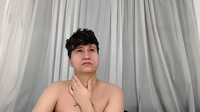 Snapshot of Im_Milan_Rs chatting on November 2025 03:39:02 AM Im Milan Rs online show from November 2025 03:39:02 AM