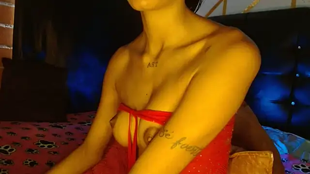 Snapshot of dulcelatina222 chatting on November 2025 09:03:02 PM dulcelatina222 online show from November 2025 09:03:02 PM