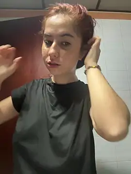 HannaSmiith online show from January 2025 10:38:01 AM