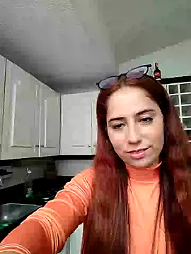 HannaSmiith online show from January 2025 02:08:02 PM