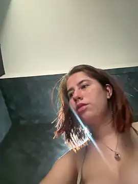 HannaSmiith online show from October 2025 01:58:01 PM