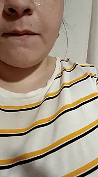 Snapshot of carola_hotwife chatting on December 2024 02:10:01 AM carola hotwife online show from December 2024 02:10:01 AM