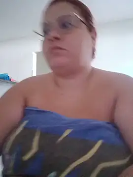 Snapshot of carola_hotwife chatting on May 2026 12:01:01 PM carola hotwife online show from May 2026 12:01:01 PM