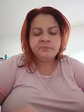 Snapshot of carola_hotwife chatting on May 2026 12:11:01 PM carola hotwife online show from May 2026 12:11:01 PM
