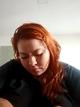 Snapshot of carola_hotwife chatting on May 2026 01:07:02 PM carola hotwife online show from May 2026 01:07:02 PM