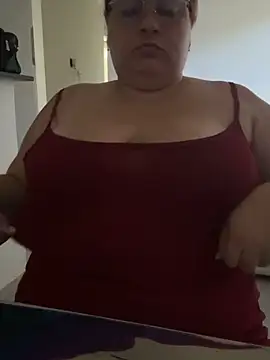Snapshot of carola_hotwife chatting on June 2026 12:33:01 PM carola hotwife online show from June 2026 12:33:01 PM