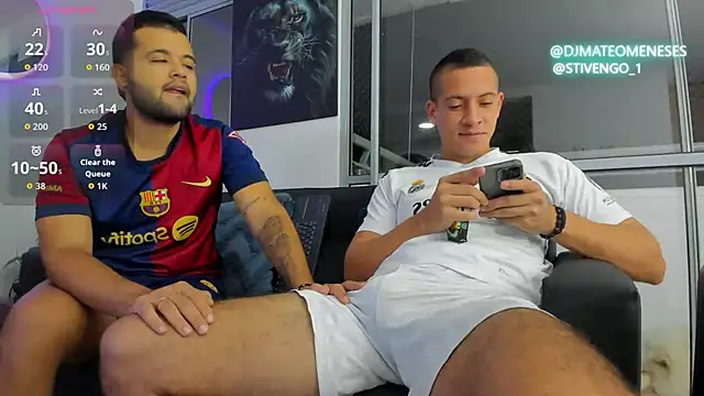 Snapshot of MattMeness chatting on November 2025 08:46:02 AM MattMeness online show from November 2025 08:46:02 AM