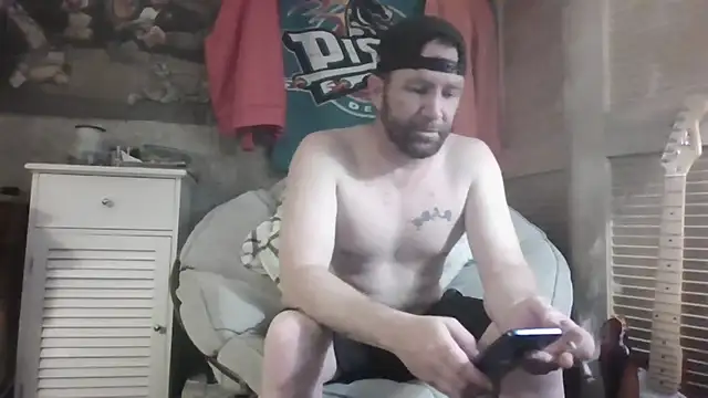 Snapshot of Edward_LongCock chatting on July 2026 03:20:02 AM Edward LongCock online show from July 2026 03:20:02 AM