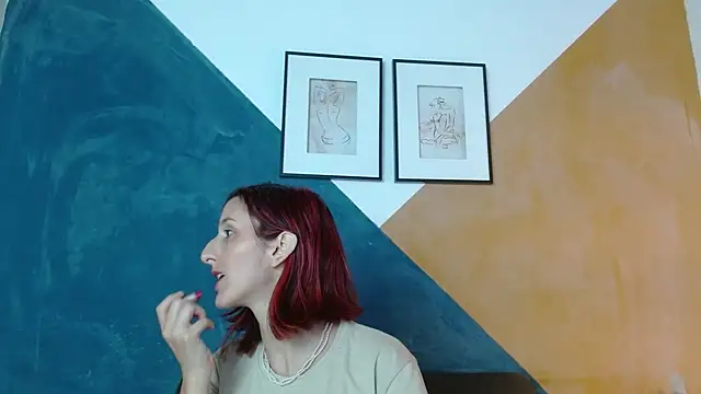 Snapshot of Ambar_Roux_ chatting on January 2025 06:39:01 PM Ambar Roux online show from January 2025 06:39:01 PM