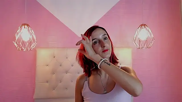 Snapshot of Ambar_Roux_ chatting on February 2025 08:03:01 PM Ambar Roux online show from February 2025 08:03:01 PM