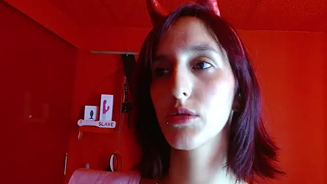 Snapshot of Ambar_Roux_ chatting on March 2025 05:49:02 AM Ambar Roux online show from March 2025 05:49:02 AM