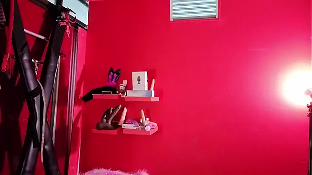 Ambar Roux  online show from February 2026 12:58:01 PM