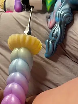 luisa1 online show from March 2025 07:53:01 PM