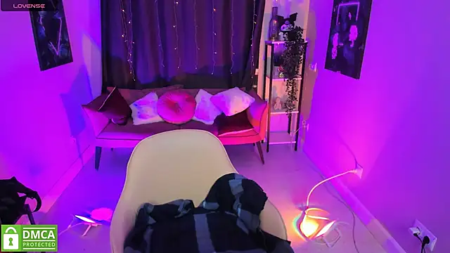 Bunny  of love online show from December 2024 12:16:02 PM