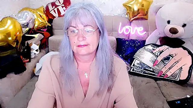Snapshot of SiberiabBerry chatting on June 2026 03:37:02 AM SiberiabBerry online show from June 2026 03:37:02 AM