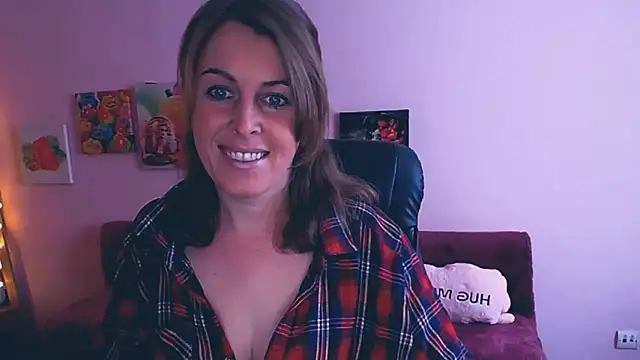 Hot Milady online show from February 2025 07:59:02 AM