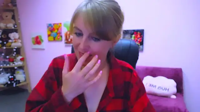 Hot Milady online show from September 2025 07:11:02 AM