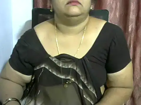Snapshot of Naughty_Nityaa chatting on January 2025 06:15:01 PM Naughty Nityaa online show from January 2025 06:15:01 PM