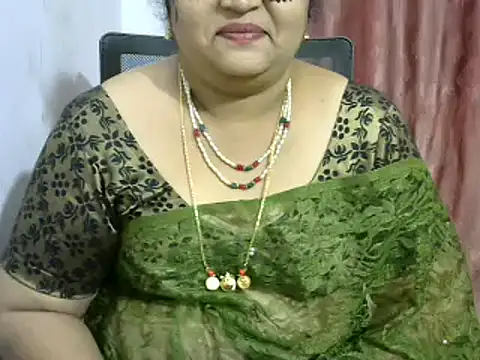 Snapshot of Naughty_Nityaa chatting on January 2025 11:00:01 AM Naughty Nityaa online show from January 2025 11:00:01 AM