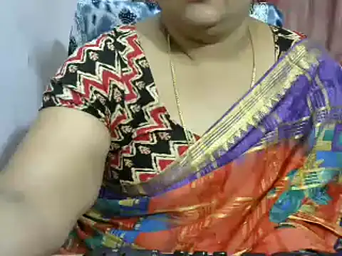 Snapshot of Naughty_Nityaa chatting on January 2025 04:26:01 PM Naughty Nityaa online show from January 2025 04:26:01 PM