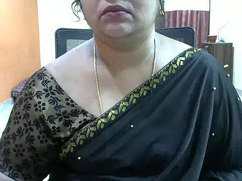 Snapshot of Naughty_Nityaa chatting on February 2025 03:45:02 PM Naughty Nityaa online show from February 2025 03:45:02 PM
