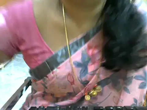 Snapshot of Naughty_Nityaa chatting on February 2025 07:01:02 AM Naughty Nityaa online show from February 2025 07:01:02 AM
