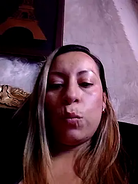 Snapshot of Katalina_S3xy chatting on September 2025 12:44:02 AM Katalina S3xy online show from September 2025 12:44:02 AM