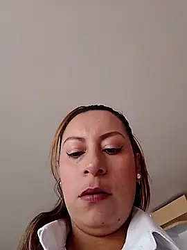 Snapshot of Katalina_S3xy chatting on September 2025 12:07:02 PM Katalina S3xy online show from September 2025 12:07:02 PM