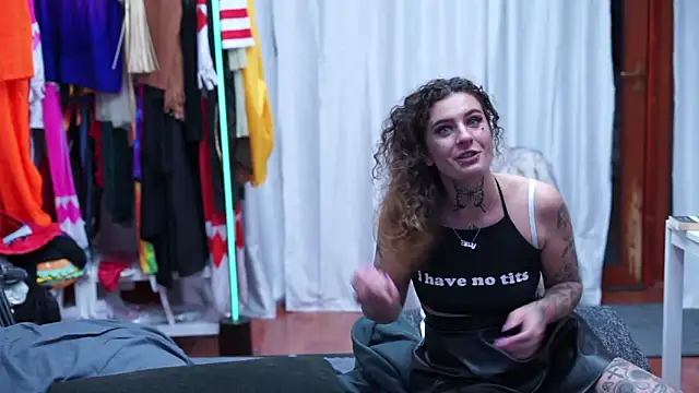 MacTroy online show from February 2025 04:47:02 PM